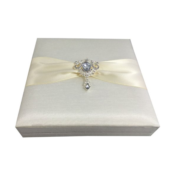 Ivory Treasure Box with Sparkling Brooch Accent for Special Invitations