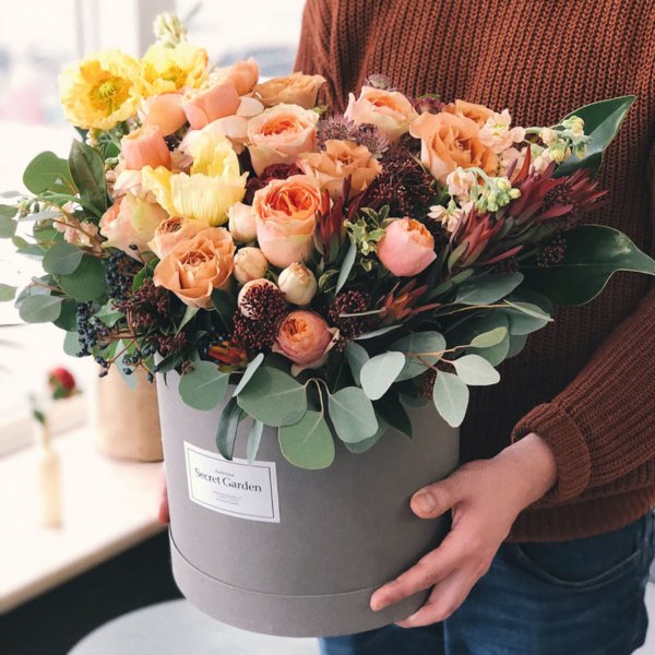Blooming Grey Circle Floral Gift Box with Custom Logo Imprint