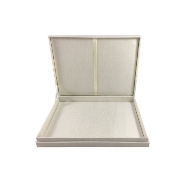 Pristine Ivory Ribbon-Topped Keepsake Box for Handcrafted Wedding Announcements