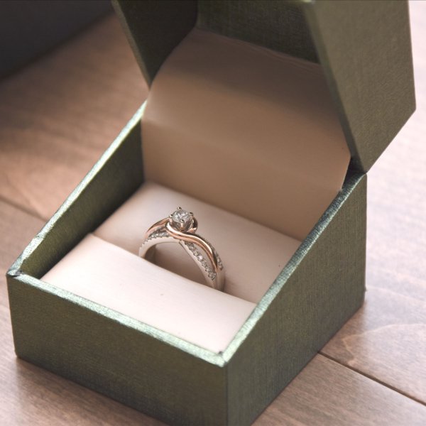 Midnight Velvet Heirloom Treasure Chest for Eternal Love Promise